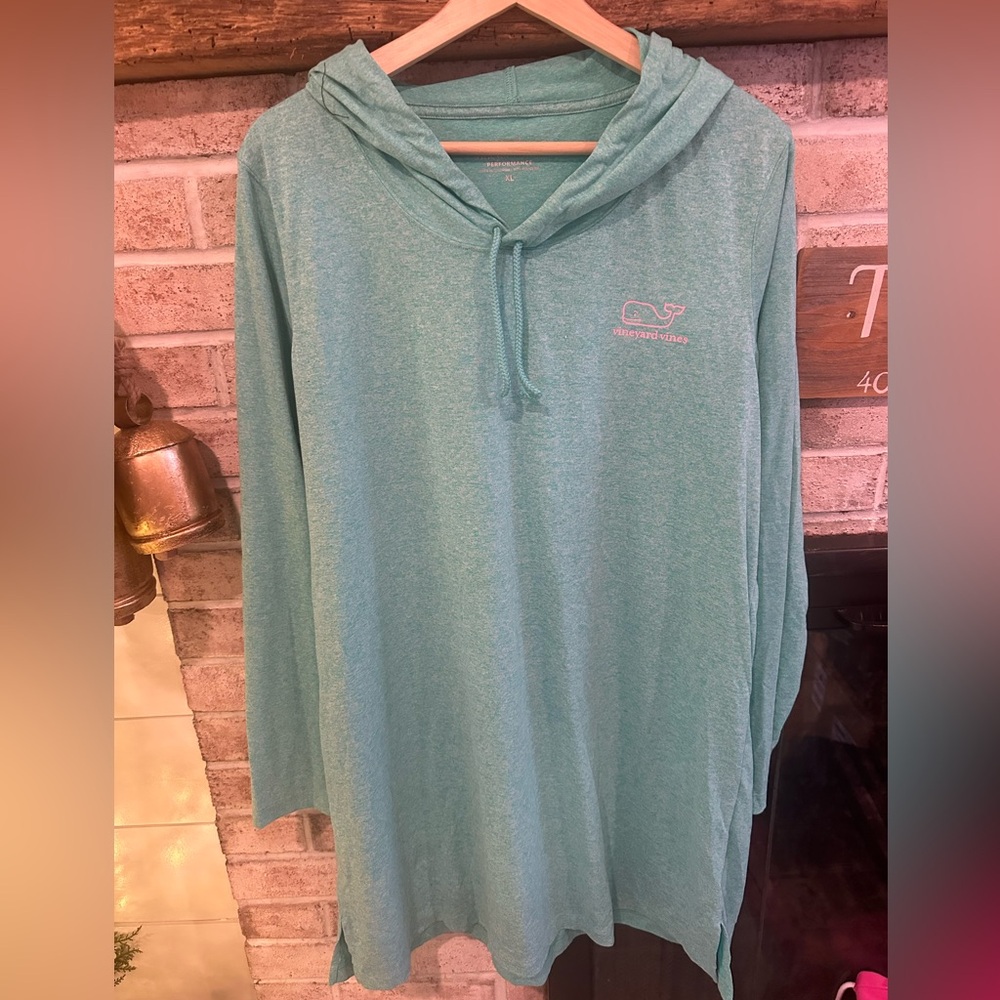Vineyard Vines Performance XL beach cover up tunic hoodie